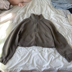 lulu lemon scuba funnel neck